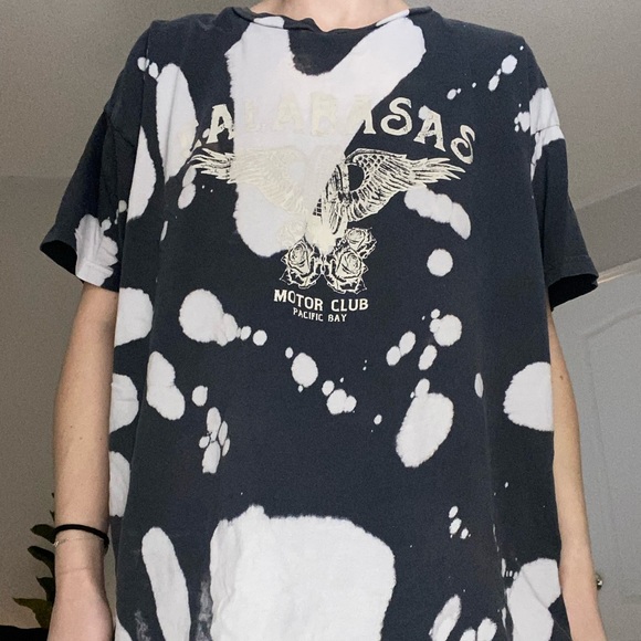 Garage oversized distressed tee